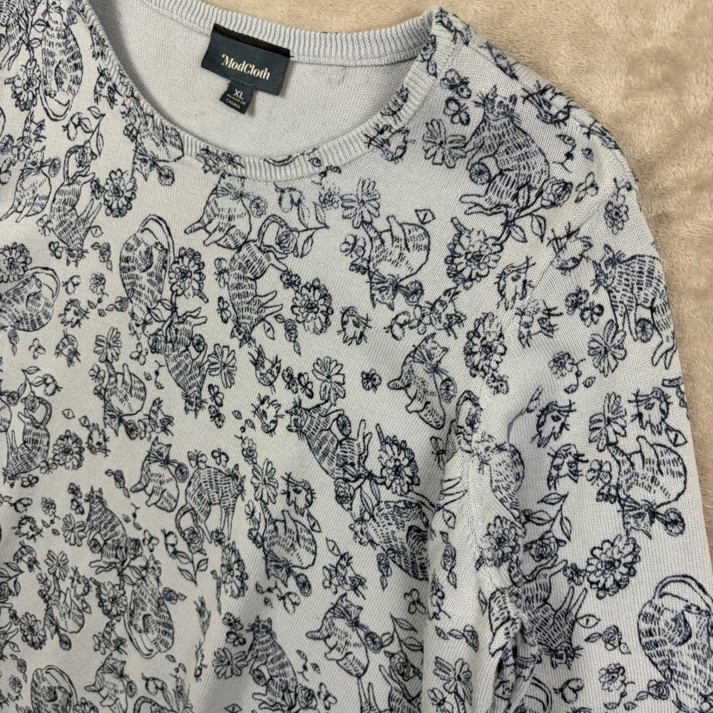 ModCloth Sweater Womens XL Blue Cat Floral Toile Print Crewneck Lightweight - Picture 7 of 8